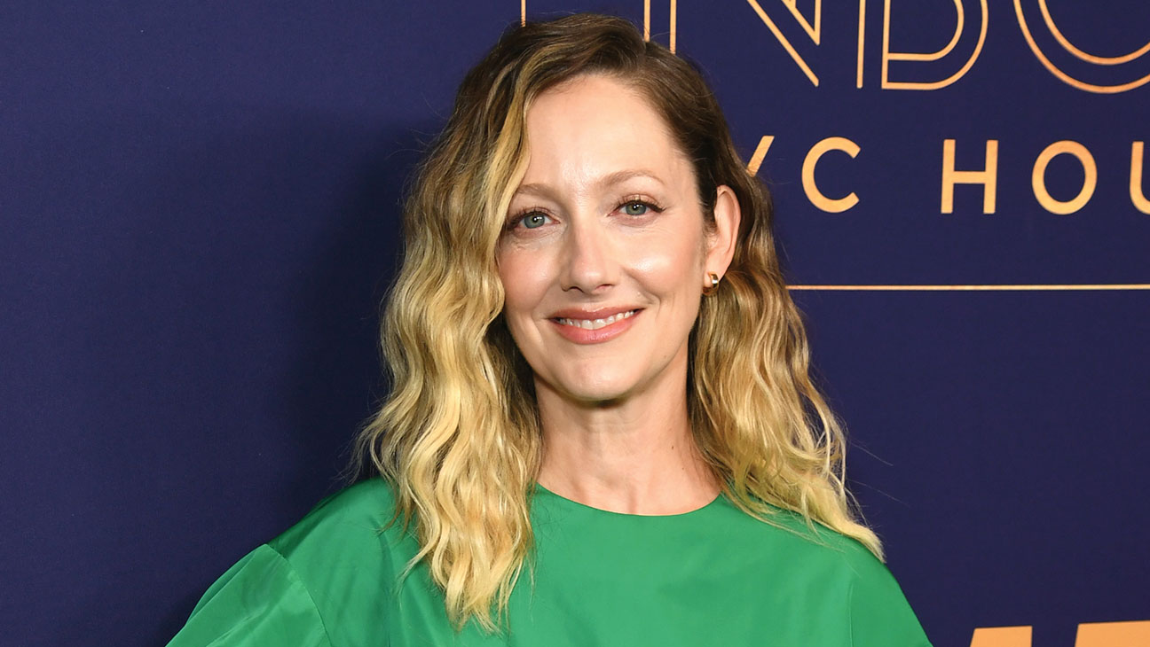 andy glick recommends judy greer boobs pic