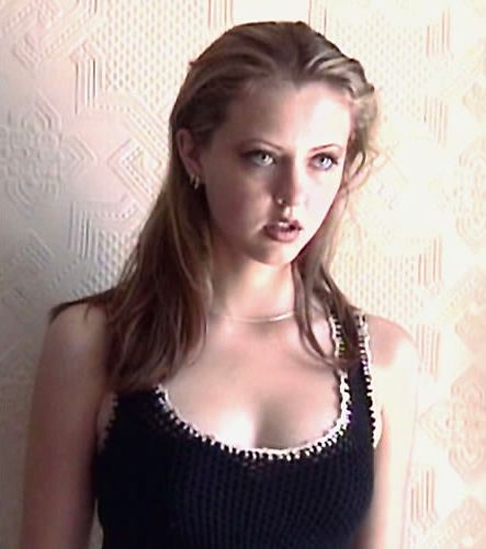 carol ludgate recommends katharine isabelle hot pic