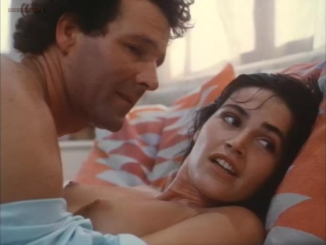 Kim Delaney Naked solo justporno