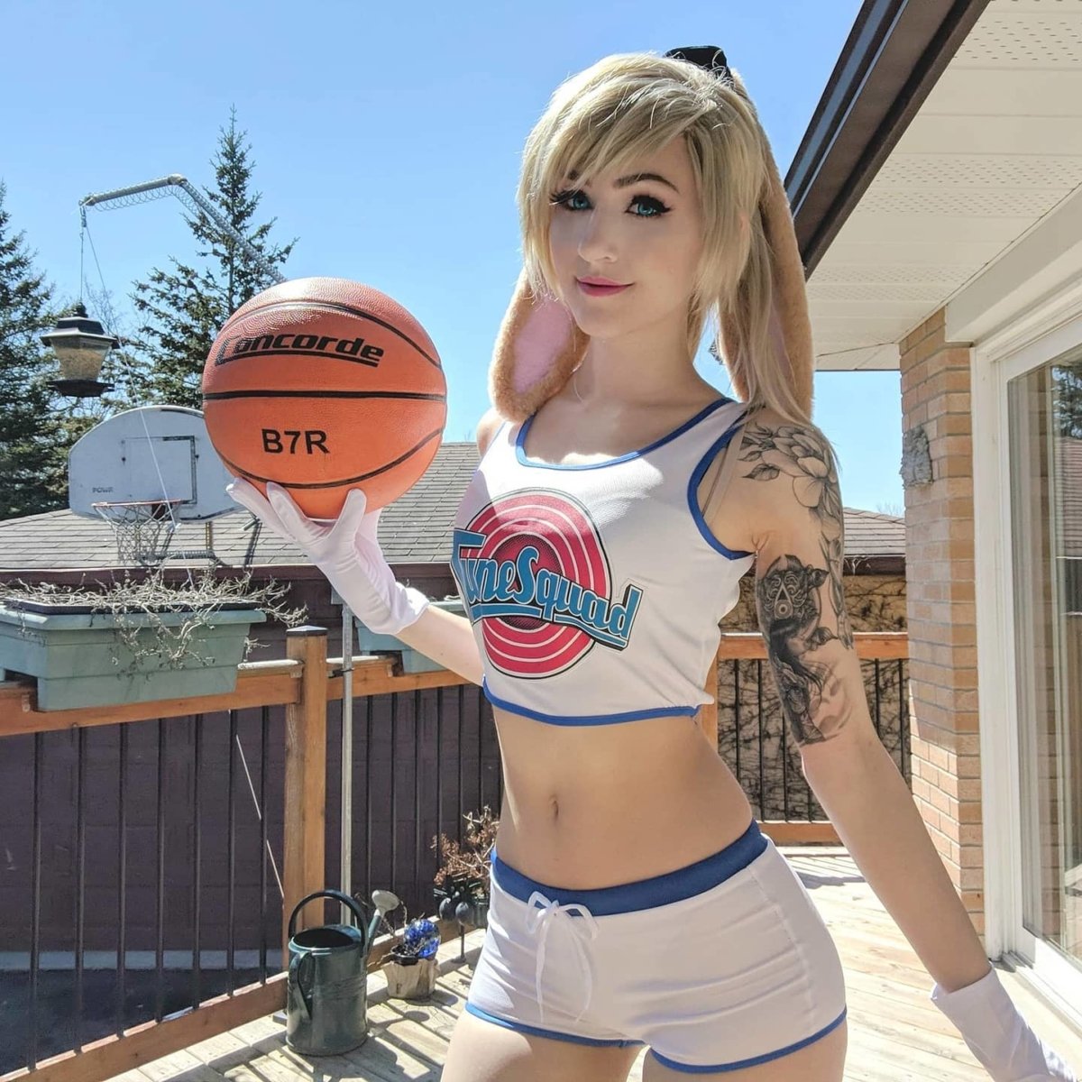 aman ulla add photo lola bunny cosplay