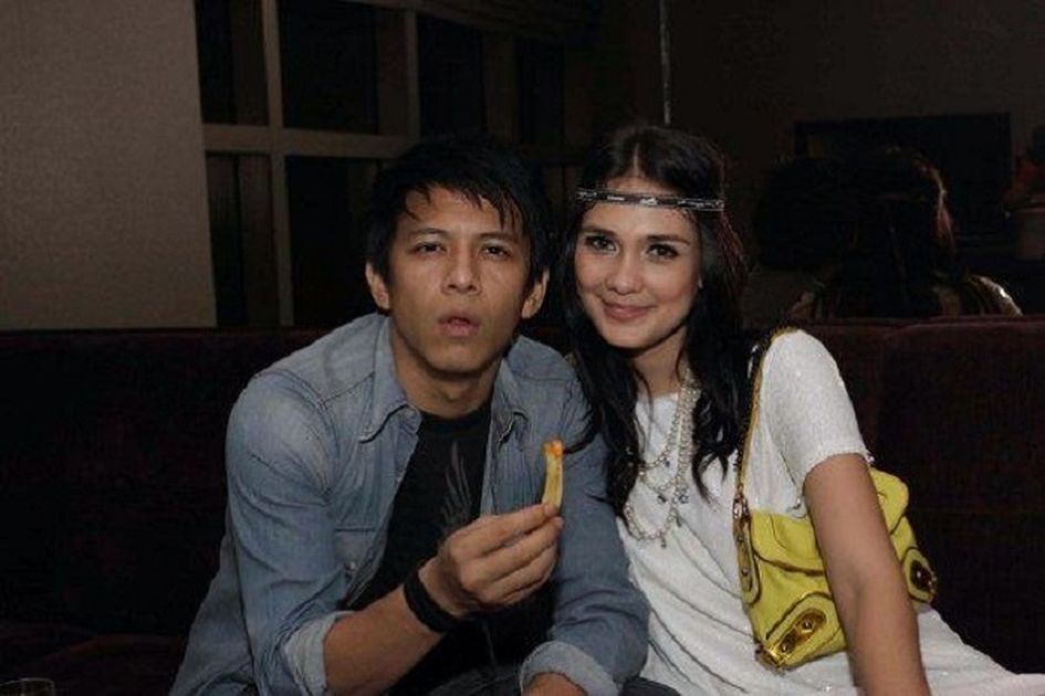 bob youruncle add luna maya dan ariel photo