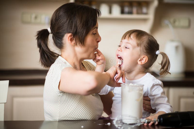 Mother And Daughter Licking novum muenster