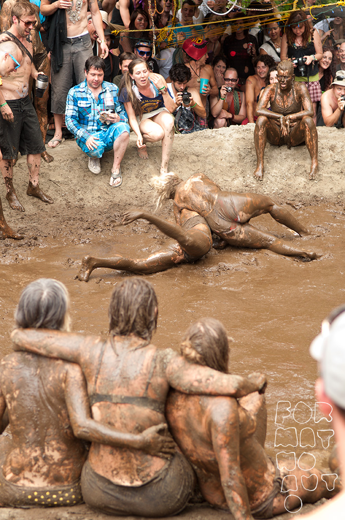 bernice rodriguez recommends mud fight nude pic