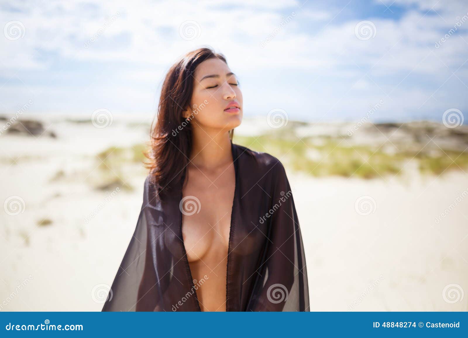 clark owen recommends naked beach asian pic