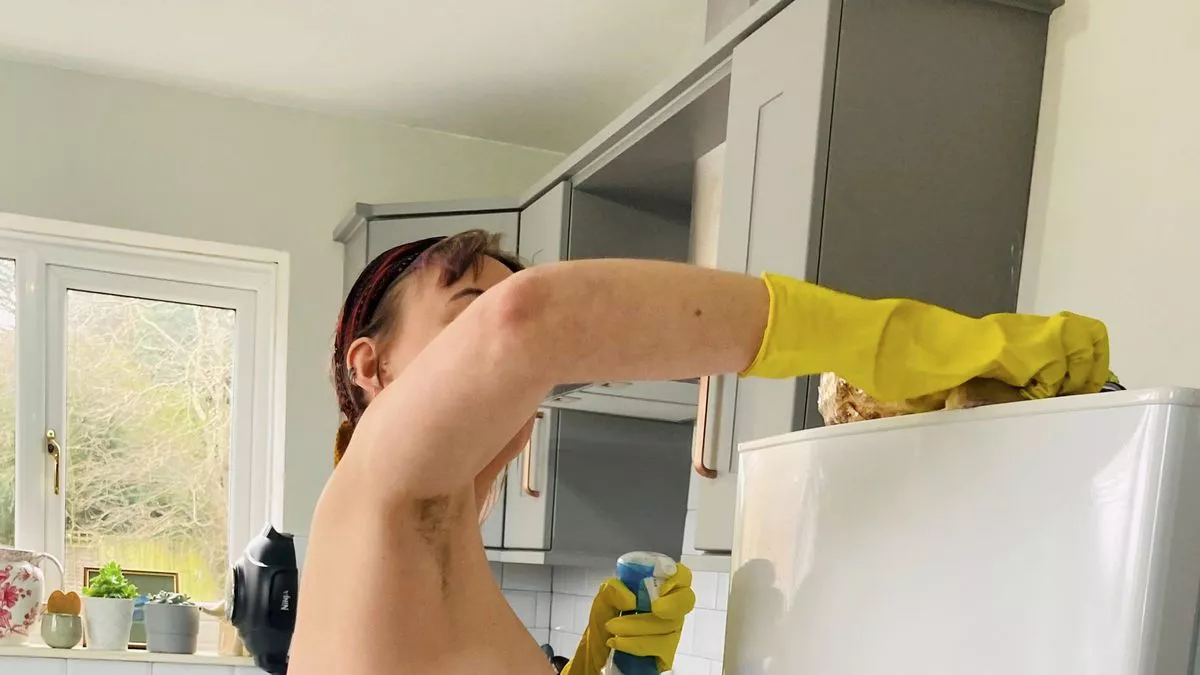 cindy gerard recommends naked kitchen cleaning pic