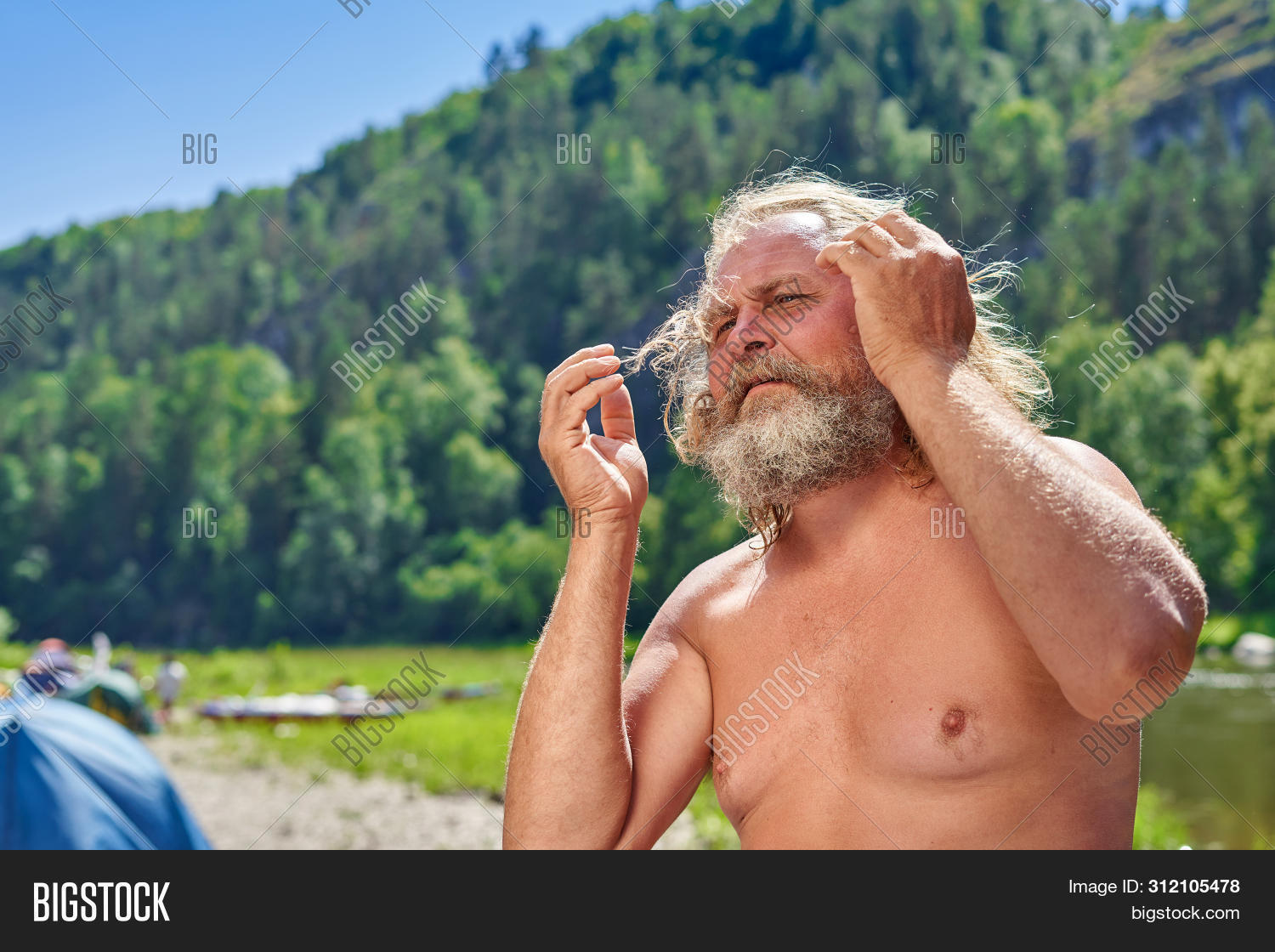 dan ellegood add photo naked mountain men