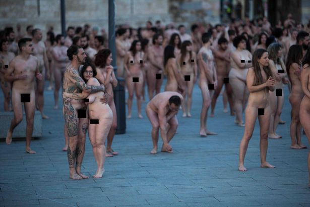 naked women spain