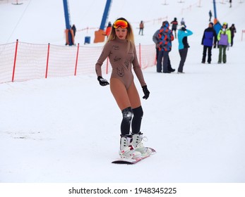 Best of Nude snowboarding