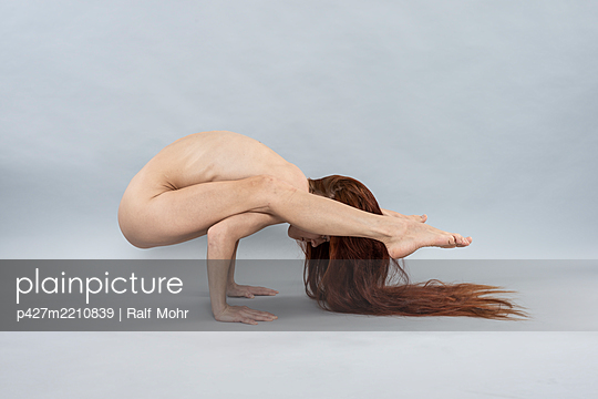 nude yoga moves