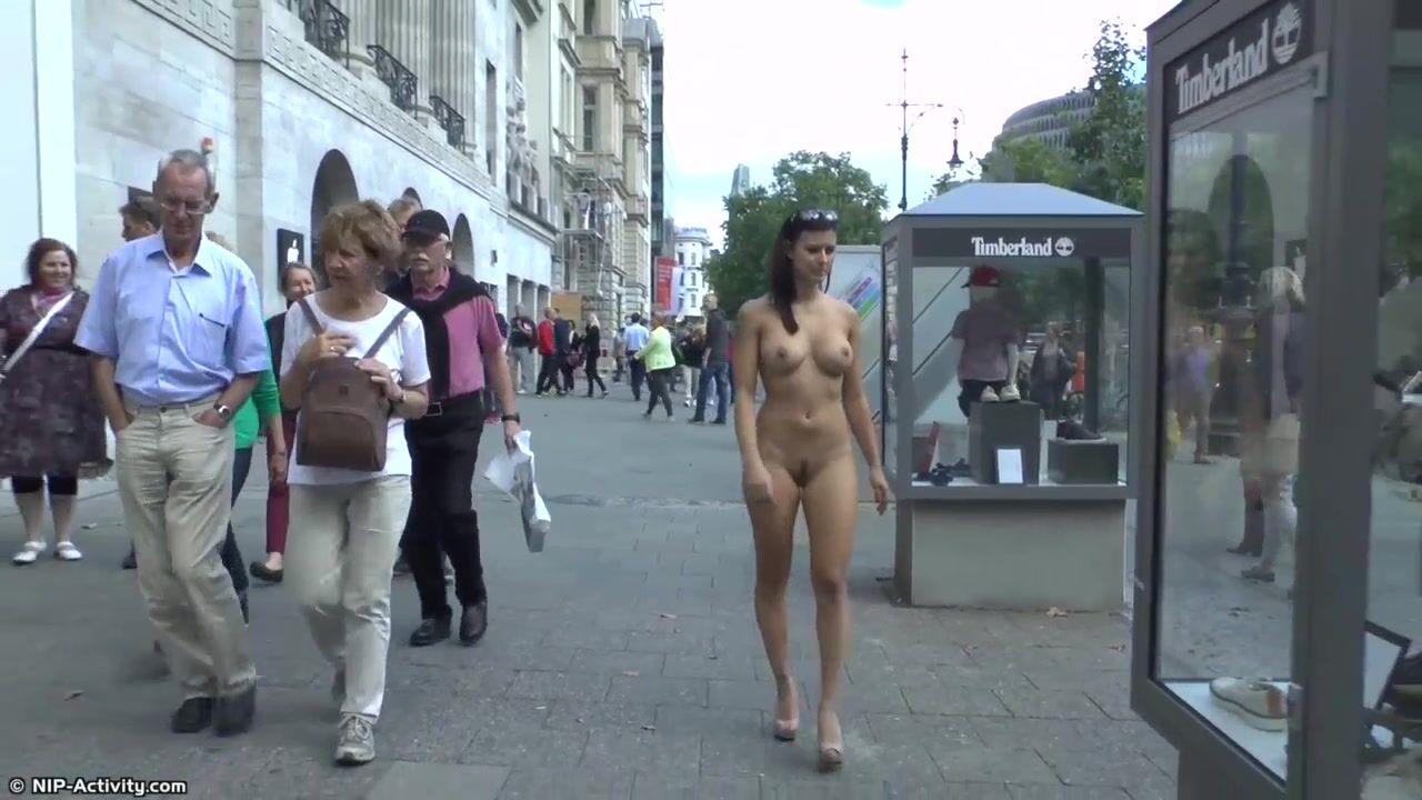 astrid leila share public naked walk photos