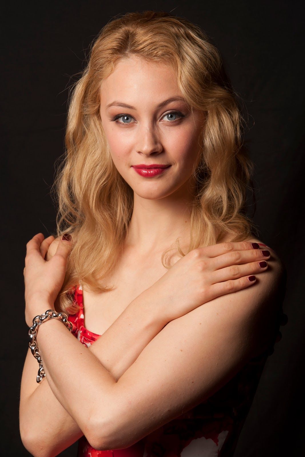 chris repass recommends sarah gadon hot pic