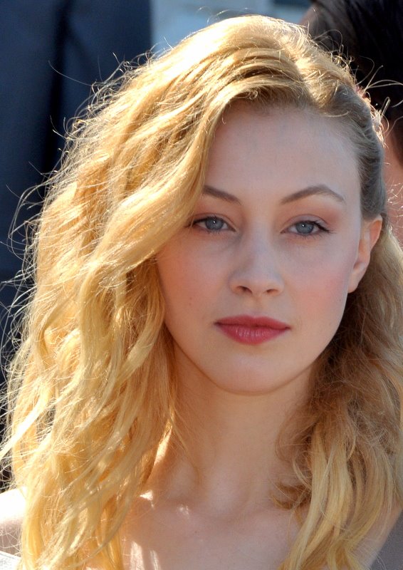 Sarah Gadon Hot no restrictions