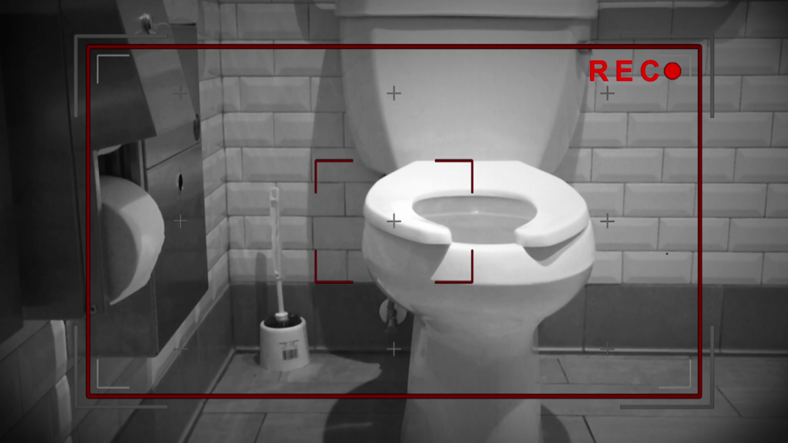 amanda dorocz recommends Spy Cam In Public Restroom