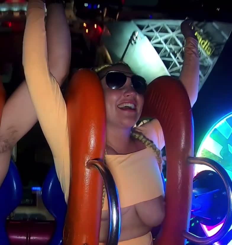 casey phillis recommends Tits Fall Out On Slingshot Ride